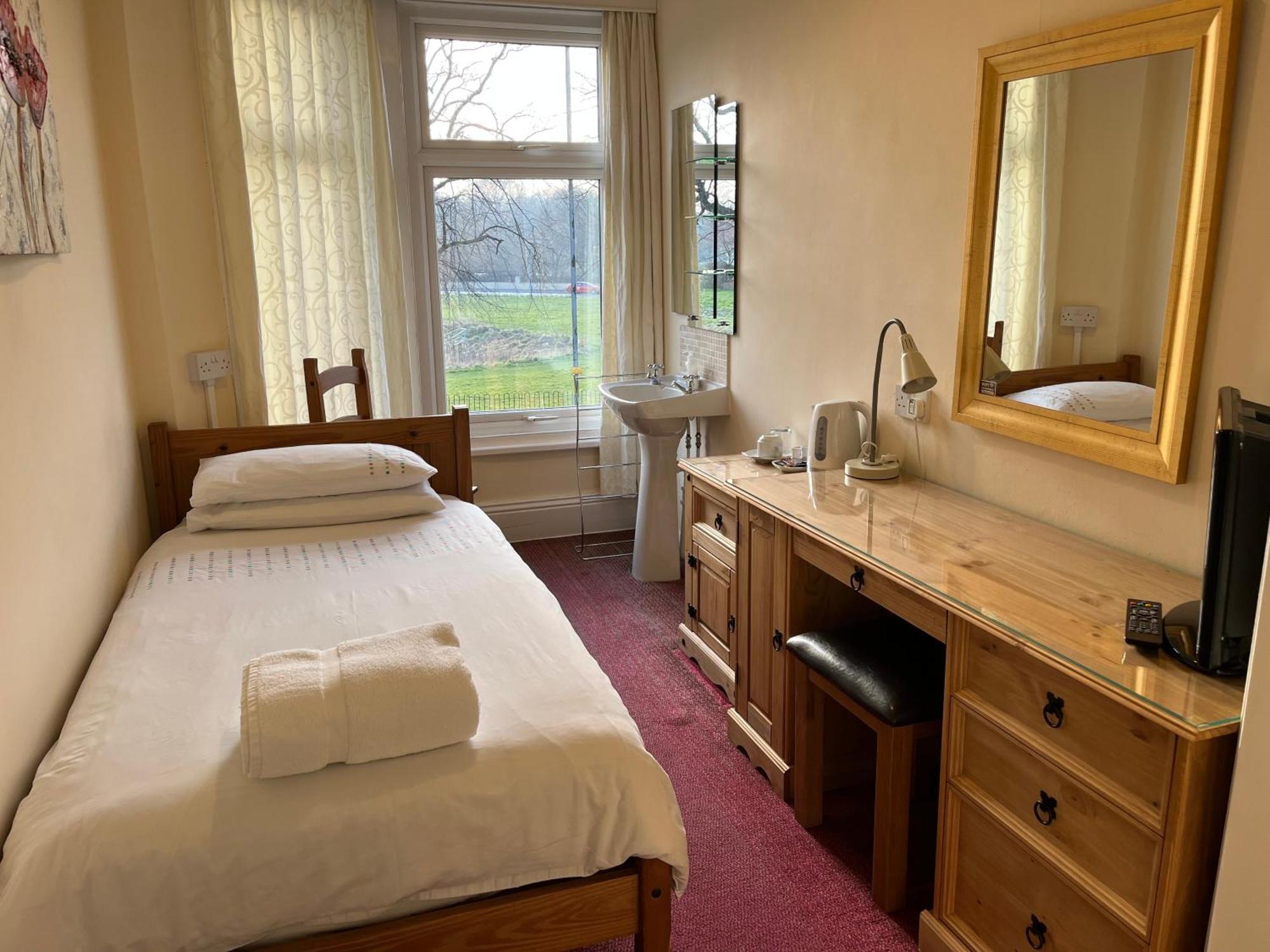 Chadwick Guest House Middlesbrough Extérieur photo